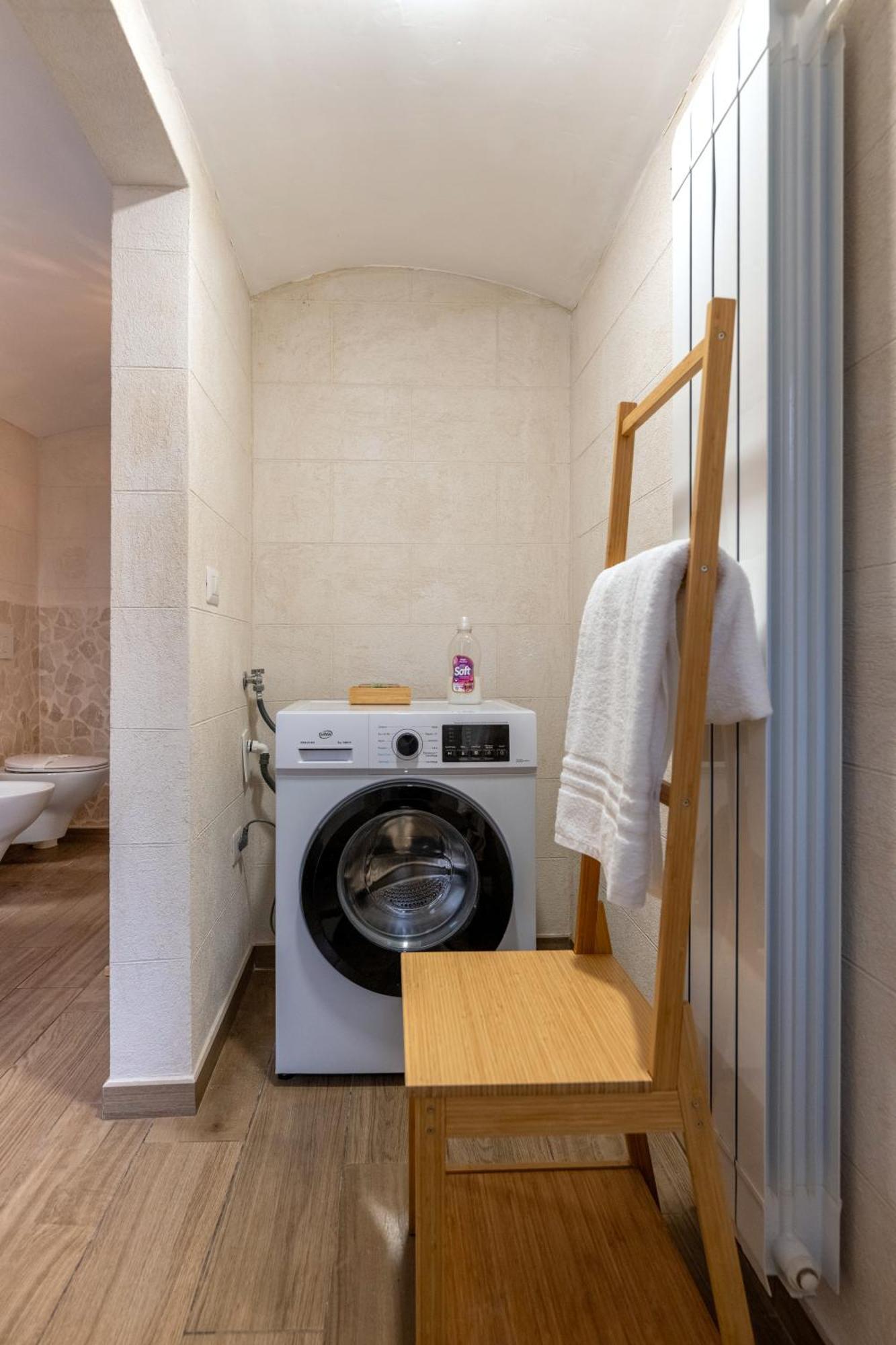 Modern Stone Apartment In The Heart Of בארי מראה חיצוני תמונה